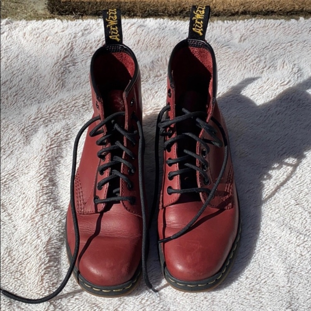 Dr. Materns Soft Wair Newton 1460 Boots Size 6